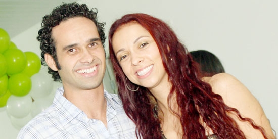Fabricio Silva Pires, com Camila Antoniucci - que inaugurou uma franquia da GOU (Grupo Ortodôntico Unificado) em Franca
